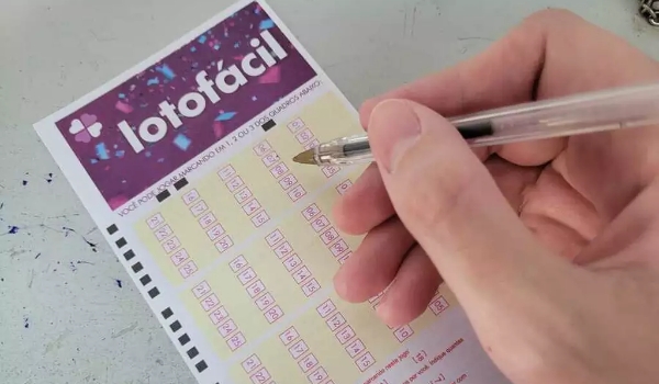 Aposta do interior acerta 15 dezenas e fatura R$ 873 mil na Lotofácil