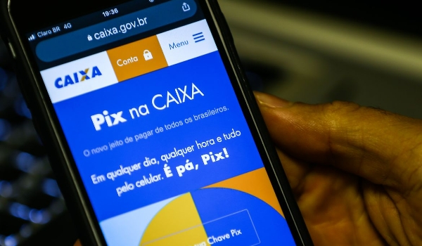 Pix registra recorde de uso com 160 milhões de transações em 24h