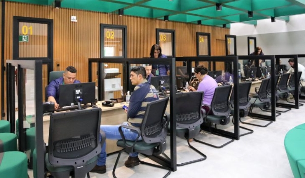 Detran fecha no feriado, mas serviços permanecem nas plataformas digitais