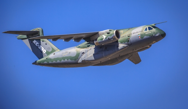 Guerra de Israel: Terceiro avião da FAB com repatriados chega ao Brasil