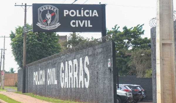 Bancário diz que quadrilha queria dinheiro de mortos