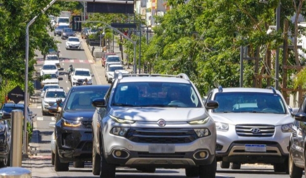 Veículos com placa final 0 devem quitar licenciamento até o dia 31 de outubro