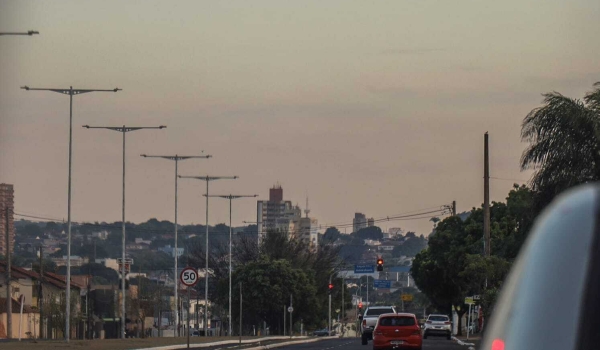 Previsão é de sol e máxima de 41ºC para hoje, e risco de temporal na quinta