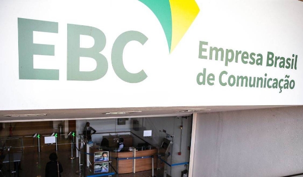 Após demissão de presidente da EBC, governo pede “bom senso” a servidores sobre postagens relacionas à guerra