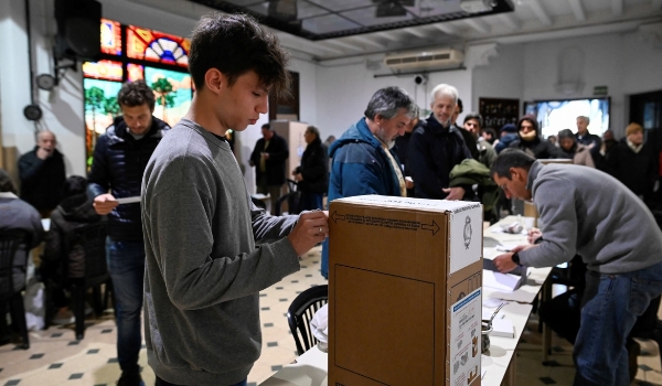Argentinos vão às urnas neste domingo para escolha de presidente
