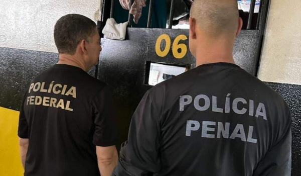 Operação da PF mira estelionatários que agem de dentro de presídios