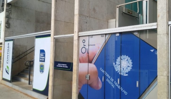 Rede de fast food e curtume realizam processo seletivo na Funtrab para contratação de 70 funcionários