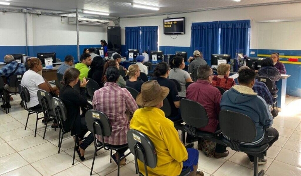 Com cadastro desatualizado, 18,3 famílias podem perder Bolsa Família na Capital