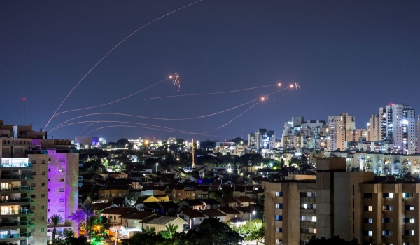 Foguetes são disparados da Faixa de Gaza em direção a Israel