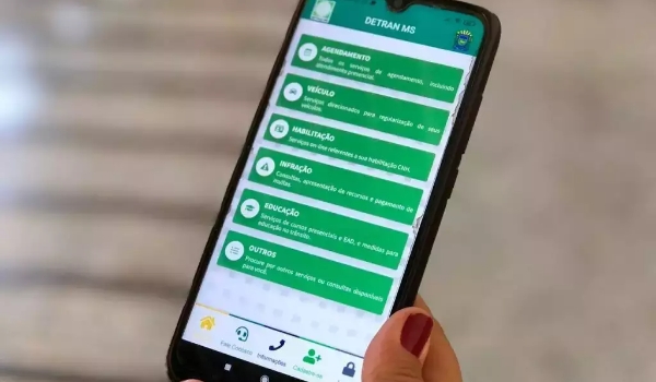 Detran suspende serviços digitais para manutenção no feriado
