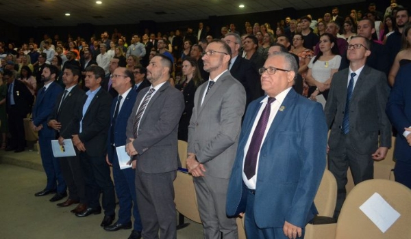 Em solenidade de Medalha, secretário Nacional de Políticas Penais anuncia investimentos para sistema prisional de MS