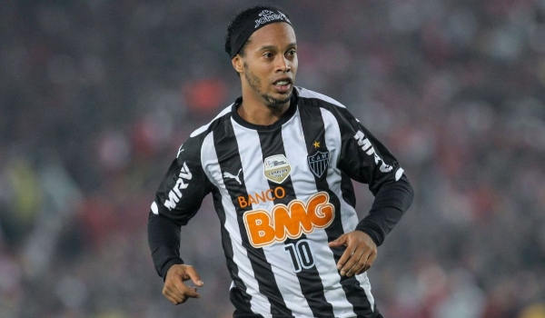 “Atlético-MG só virou o Atlético-MG depois do Ronaldinho”, diz campeão da Libertadores de 2013