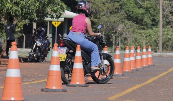 Precisa fazer o exame prático de CNH? Mutirão do Detran com mais de 2 mil vagas abre agendamento
