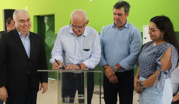 Durante agenda em Caracol, Governador Riedel faz visita técnica nas obras da Escola Estadual Dr. Rubens de Castro Pinto