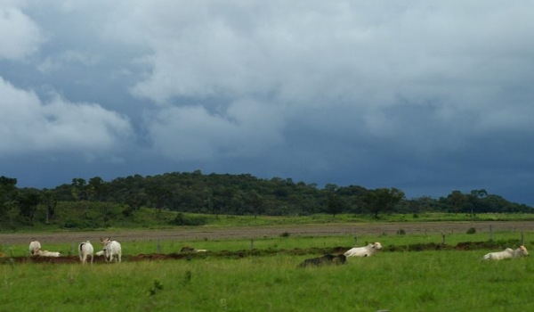 Calorão dá uma trégua nesta segunda-feira e chuvas voltam a ocorrer no Estado