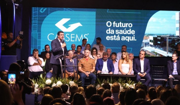 Em Dourados, governador Eduardo Riedel participa da entrega do novo hospital da Cassems