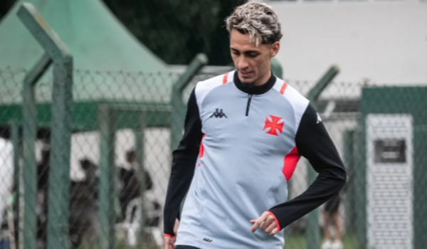 Dois jogos movimentam briga contra rebaixamento neste sábado