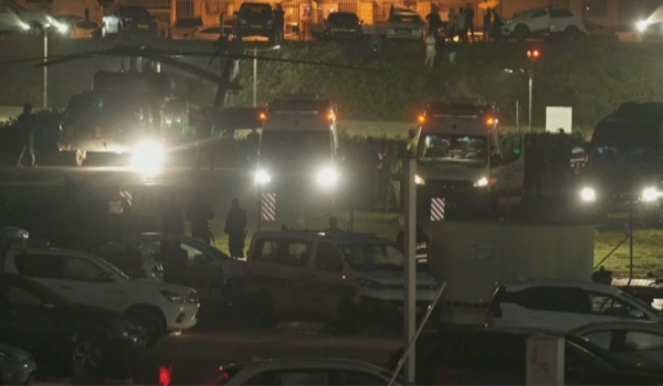 Relatos de morte em campo de refugiados acende alerta no 3º dia de trégua entre Israel e Hamas