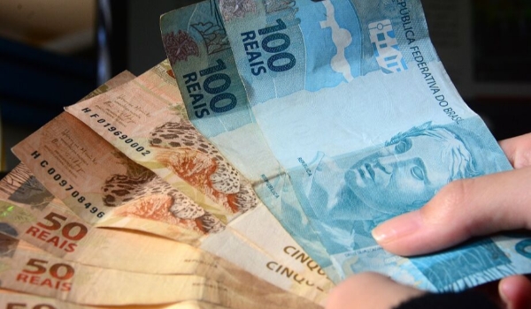 Servidores de MS recebem o 13º no dia 9 de dezembro