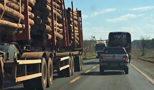 Caminhoneiro tem até dia 28 para renovar exame toxicológico