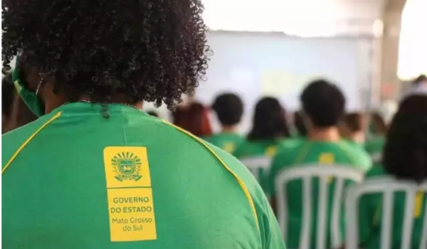 Aulas começam em 21 de fevereiro para 188 mil alunos da rede estadual