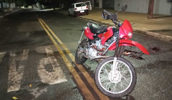 Motorista fura preferencial, carro atinge e mata motociclista