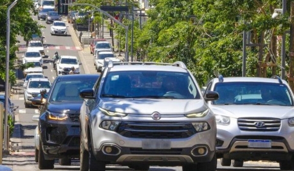 No Brasil, 10,1% dos homens afirmam dirigir após beber; entre mulheres, taxa é de 2,2%