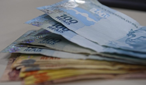 Mensalidades escolares podem ter variação de até 275% na Capital