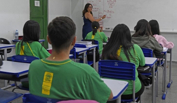 Férias à vista: pré-matrícula da Rede Estadual de Ensino segue normalmente até início de janeiro