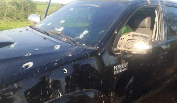 Caminhonete é metralhada e narcotraficante executado na fronteira