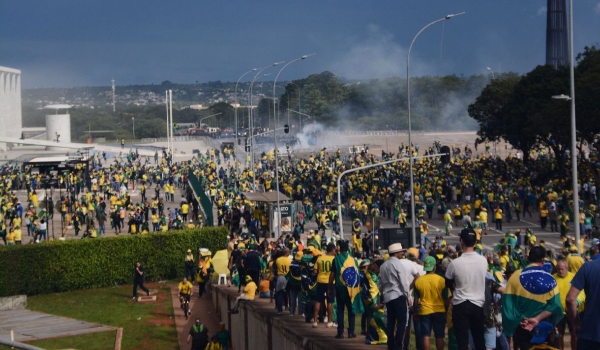 Moraes concede liberdade provisória a 46 acusados de participação no 8/1