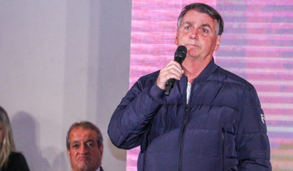 Bolsonaro passa o Réveillon em pousada de aliado em Alagoas