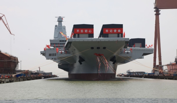 China alerta que “fãs militares” podem ser presos por divulgar fotos que colocam em risco segurança nacional