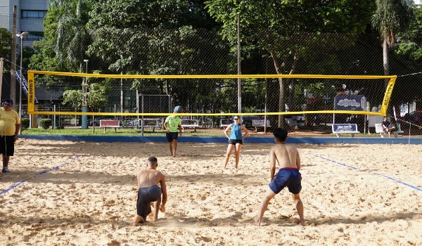 Se você não quer se frustrar no fim do ano, não desista da academia