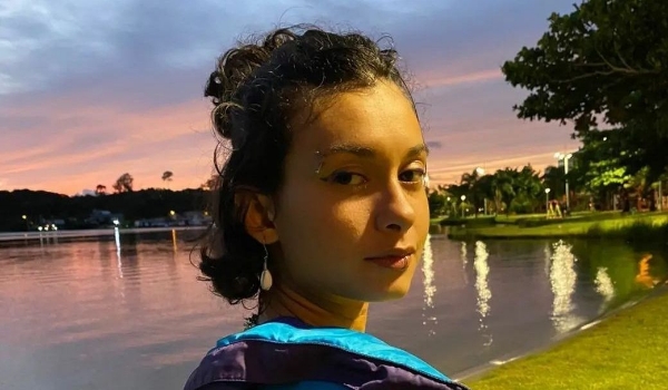 Brasileira é atacada por cachorros de rua e quase morre no Atacama