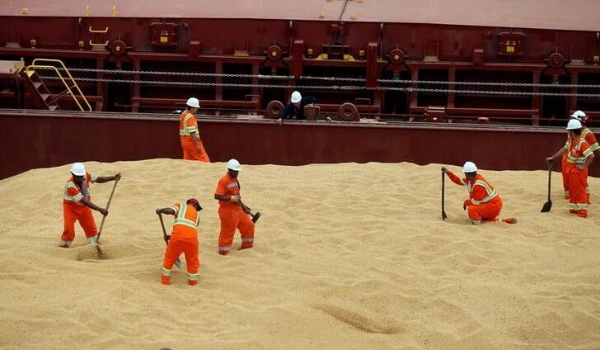 Importações de soja pela China sobem 11% em 2023, 1ª alta em três anos