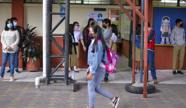 Lula sanciona lei que criminaliza bullying e cyberbullying