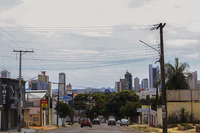 Será que ela vem? Previsão é de pancadas de chuva