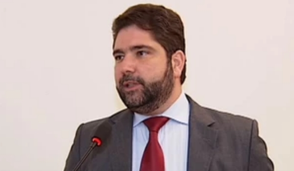 Delegado que enfrentou crime do “colarinho banco” em MT assume a PF de MS