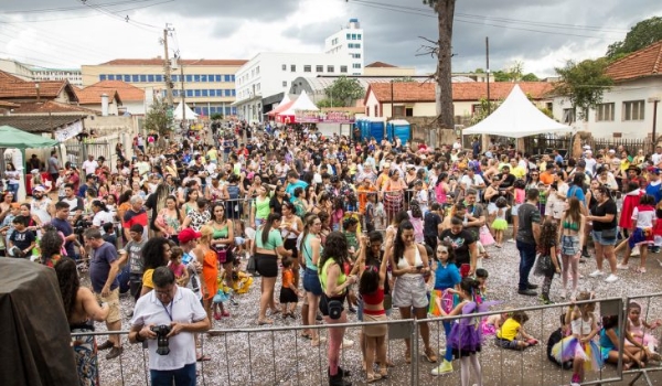 Sete regrinhas para o Carnaval puxam a ala do bom senso e alegria em Mato Grosso do Sul