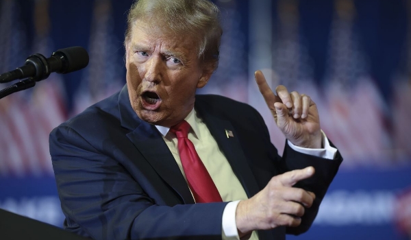 Trump diz que encorajaria a Rússia a “fazer o que quiser” a qualquer país da Otan