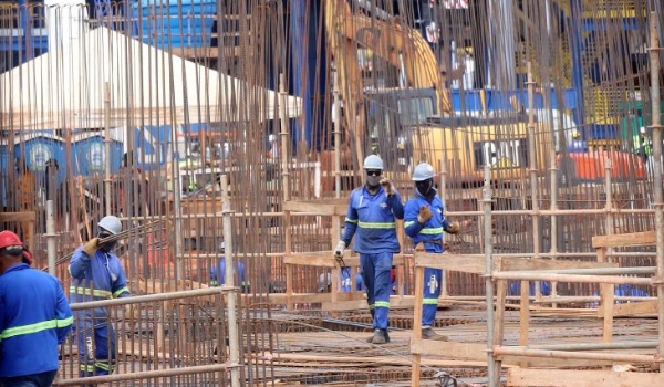 Depois da folia: MS tem 5 mil vagas de emprego em diferentes cidades