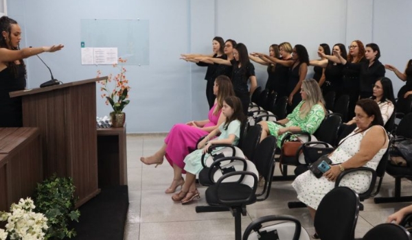 Hospital Regional forma 13 especialistas para atuarem em equipe multiprofissional