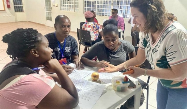 UEMS Acolhe abre chamada para colaboradores no curso de português para imigrantes