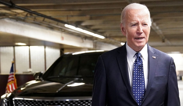 Biden anuncia novas sanções contra Rússia após dois anos de guerra na Ucrânia