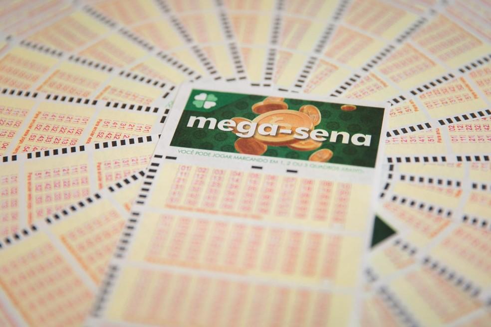 Mega-Senaacumula e prêmio vai a R$ 60 milhões