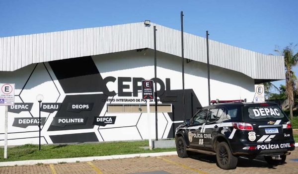 Após brigar com namorado, rapaz incendeia casa de idoso e é preso