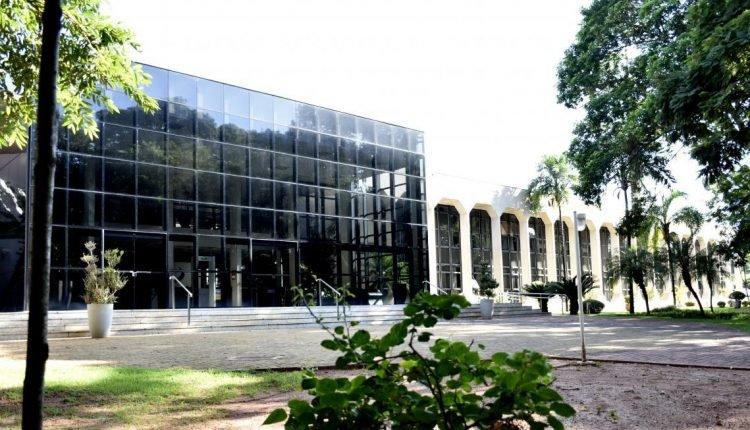 Lei limita atividade empresarial a conselheiros do TCE-MS