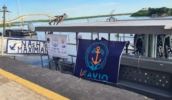 Com viés de Saúde Única, Projeto Navio leva assistência à população ribeirinha de Corumbá