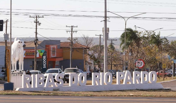 Guia Lopes da Laguna e Ribas do Rio Pardo celebram aniversário